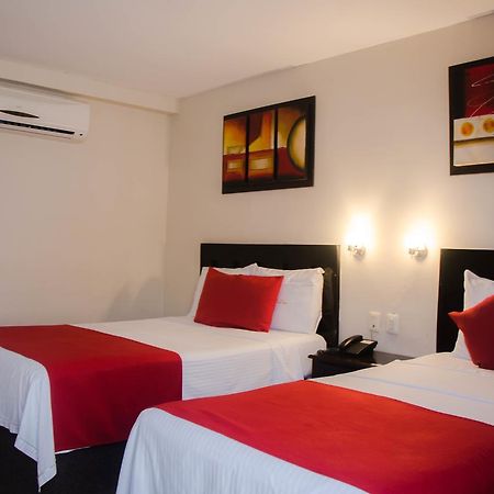 Puerto Bello Hotel Tampico Buitenkant foto